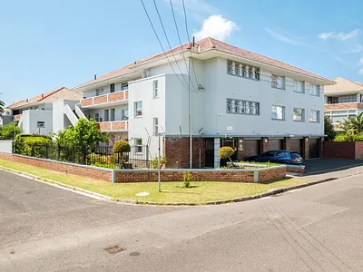 2 Bedroom Apartment To Rent in Cape Town - V4Pz.webp