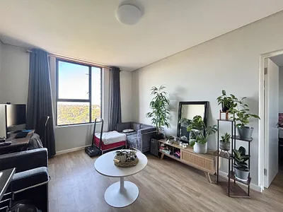 1 Bedroom Apartment For Sale in Cape Town - M7RK.webp