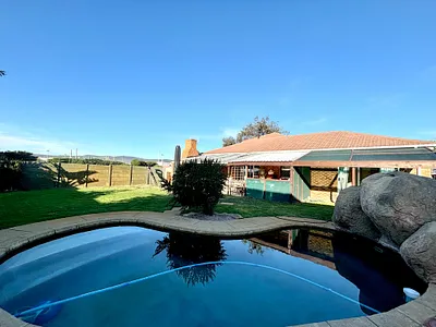 4 Bedroom House To Rent in Milnerton - 872H.webp