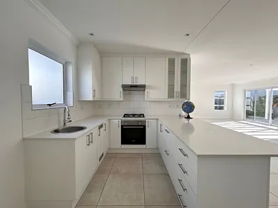 3 Bedroom House To Rent in Blouberg - TqrM.webp