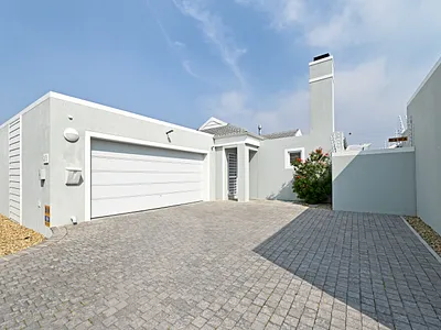 3 Bedroom House For Sale in Blouberg - gIDj.webp