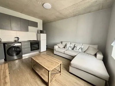 2 Bedroom Apartment For Sale in Cape Town - Jjj7.webp