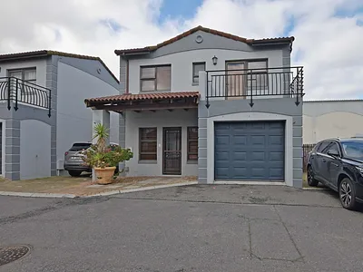 3 Bedroom Townhouse For Sale in Blouberg - img