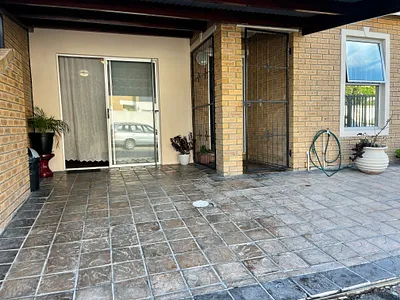 1 Bedroom Apartment To Rent in Cape Town - img