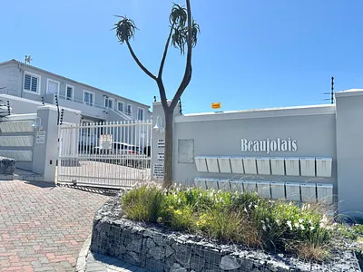 2 Bedroom Apartment To Rent in Blouberg - img