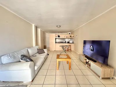 2 Bedroom Apartment To Rent in Cape Town - img