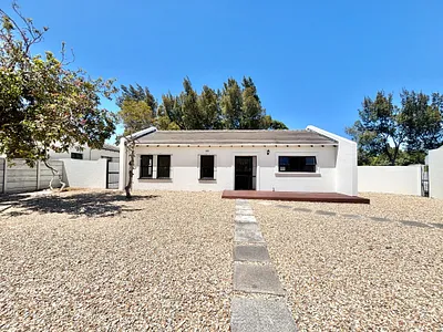 3 Bedroom House To Rent in Goodwood - 1IWJ.webp