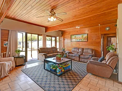 5 Bedroom House For Sale in Blouberg - img