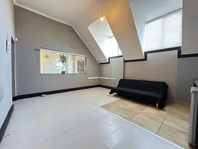 1 Bedroom Apartment To Rent in Cape Town - img