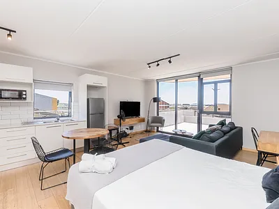 0.5 Bedroom Apartment To Rent in Cape Town - img