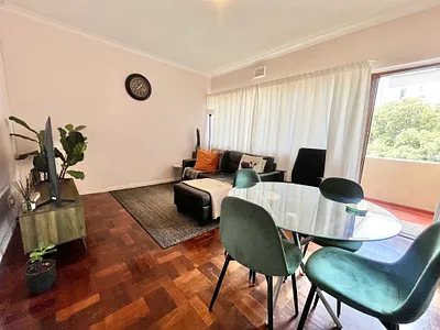 2 Bedroom Apartment To Rent in Cape Town - img