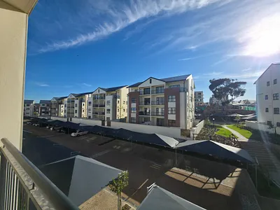 1 Bedroom Apartment To Rent in Milnerton - 9Tuj.webp