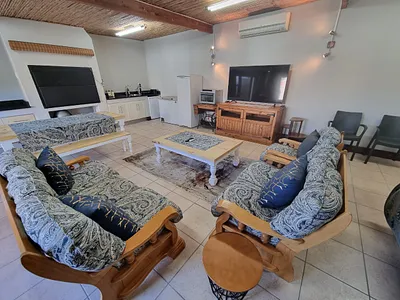 1 Bedroom Apartment To Rent in Blouberg - img