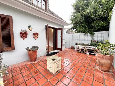 1 Bedroom Apartment To Rent in Cape Town - SbyM.webp