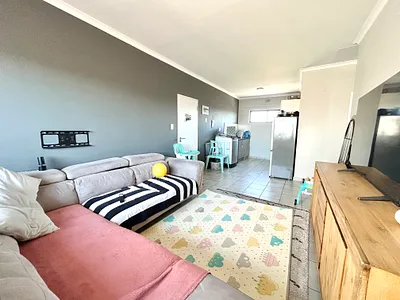 2 Bedroom Apartment To Rent in Blouberg - fquE.webp