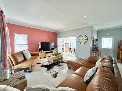 4 Bedroom House To Rent in Blouberg - frdB.webp