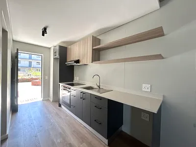 1 Bedroom Apartment To Rent in Cape Town - f5dj.webp