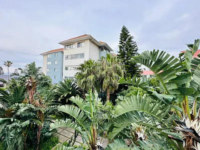 2 Bedroom Apartment For Sale in Cape Town - m6Cr.webp