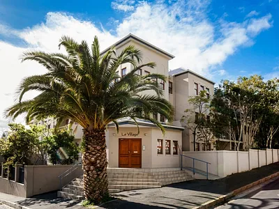 2 Bedroom Apartment For Sale in Cape Town - LDzV.webp