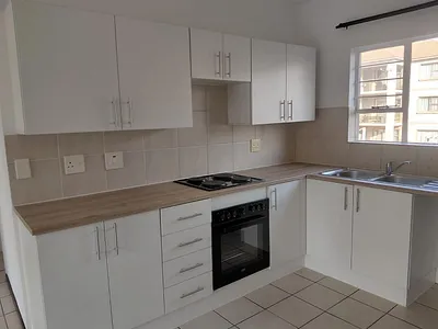 2 Bedroom Apartment For Sale in Boksburg - img