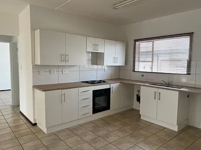 2 Bedroom Apartment For Sale in Bardene, Boksburg - hQrB.webp