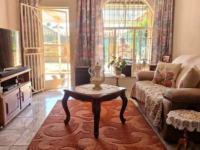 2 Bedroom Townhouse For Sale in Beyers Park, Boksburg - img