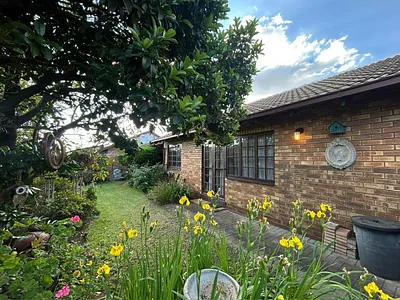 3 Bedroom Townhouse For Sale in Benoni - dvY3.webp