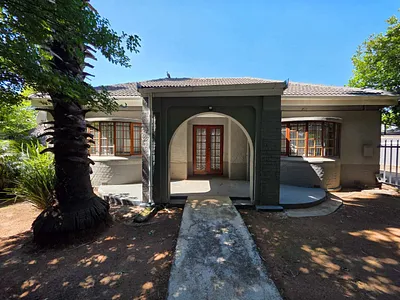 3 Bedroom House For Sale in Benoni - LS0t.webp