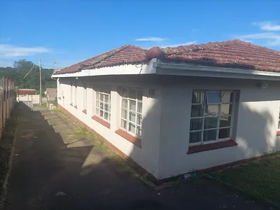 4 Bedroom House For Sale in Durban - img