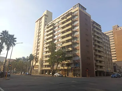 3 Bedroom Apartment For Sale in Durban - img