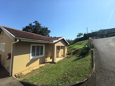 3 Bedroom Townhouse For Sale in Durban - sMW3.webp