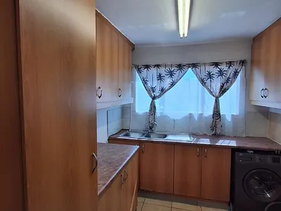 1 Bedroom Apartment For Sale in Durban - IZcg.webp