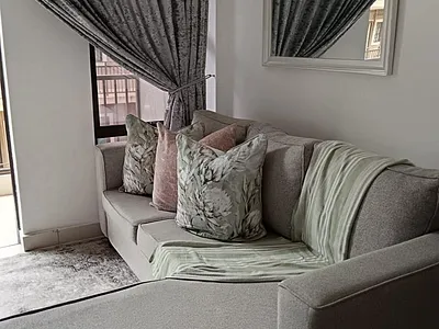 2 Bedroom Apartment For Sale in Durban - KDg8.webp