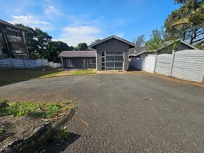 4 Bedroom House For Sale in Durban - Yauk.webp