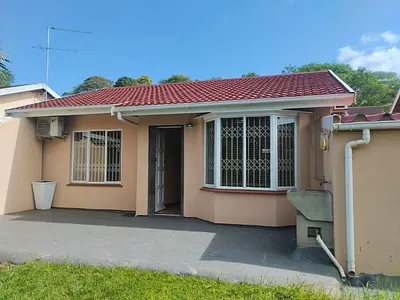 2 Bedroom Townhouse For Sale in Durban - BtM5.webp