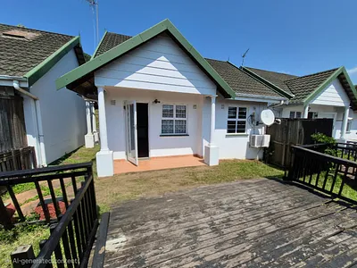 3 Bedroom Townhouse For Sale in Pinetown - djHW.webp