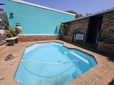 10 Bedroom House For Sale in Durban - Kxld.webp