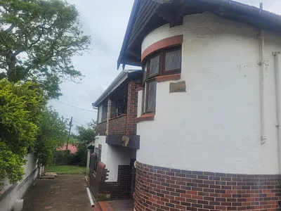 4 Bedroom House For Sale in Queensburgh - oz0X.webp
