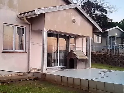 3 Bedroom Townhouse For Sale in Durban - hkAR.webp