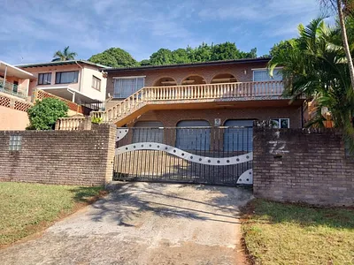 4 Bedroom House For Sale in Isipingo - oWCj.webp
