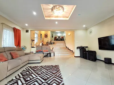3 Bedroom House For Sale in Durban - 77mj.webp