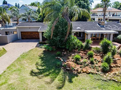 4 Bedroom House For Sale in Randburg - dcSY.webp