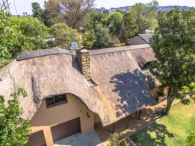 4 Bedroom House For Sale in Roodepoort - aBYa.webp