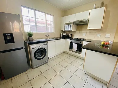 2 Bedroom Townhouse To Rent in Midrand - img