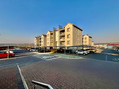 3 Bedroom Apartment For Sale in Modderfontein, Edenvale - aHD8.webp
