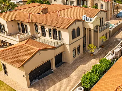 6 Bedroom House For Sale in Sandton - o2DW.webp