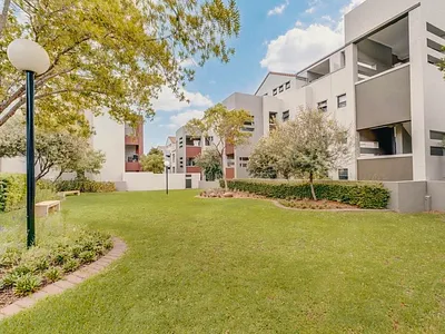1 Bedroom Apartment For Sale in Sandton - CzXI.webp