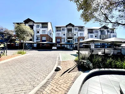 1 Bedroom Apartment For Sale in Sandton - OSkU.webp