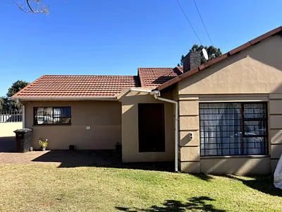 4 Bedroom House To Rent in Germiston - LFM9.webp