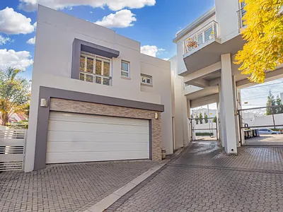 3 Bedroom House For Sale in Sandton - img